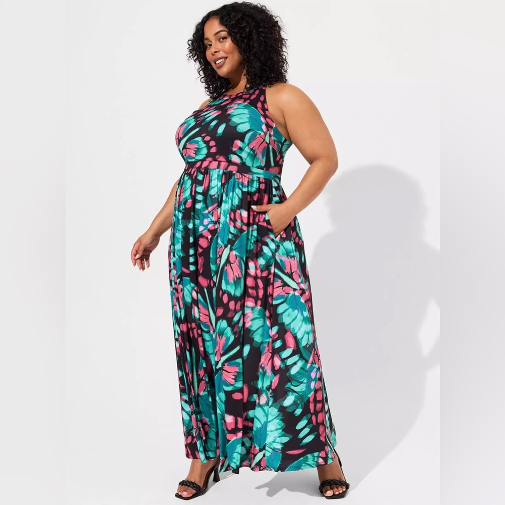 Torrid - Maxi Studio Knit Halter Dress with Pockets - 3 - Picture 3 of 11